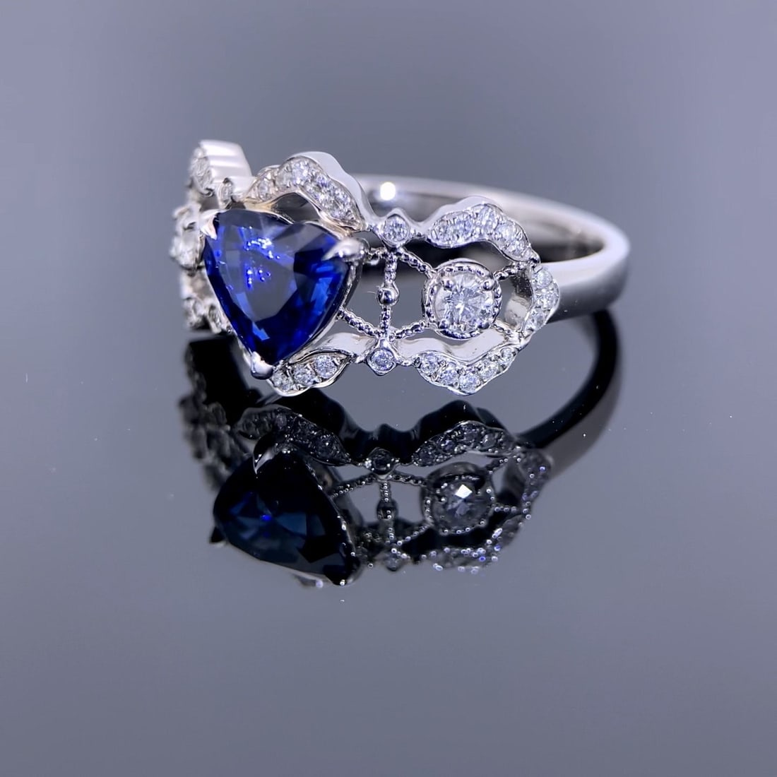 14k Gold 1.61 Ctw Natural Sapphire & Diamond Ring - 6