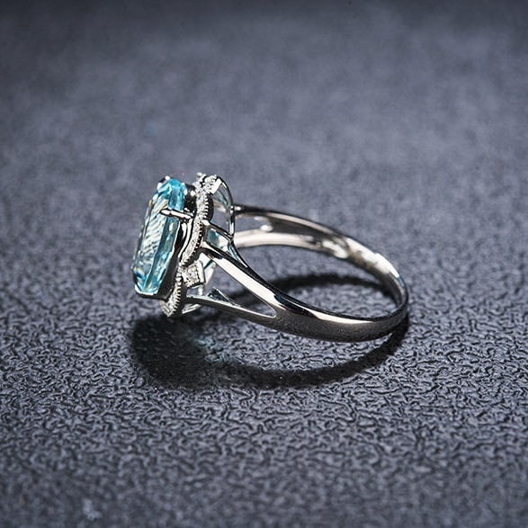 14k Gold 4.17 Ct Natural Aquamarine & Diamond Ring - 4