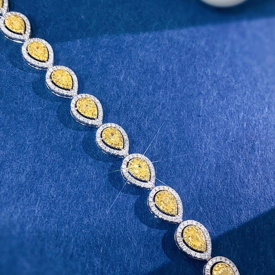 14k Gold 3.70 Ctw Natural Yellow Diamond & Diamond Bracelet - 3