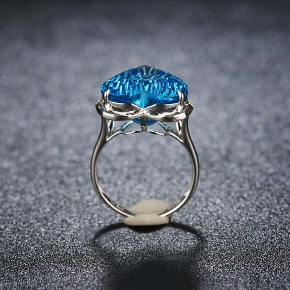 14k Gold 14.8 Ct Natural Topaz & Diamond Ring - 6