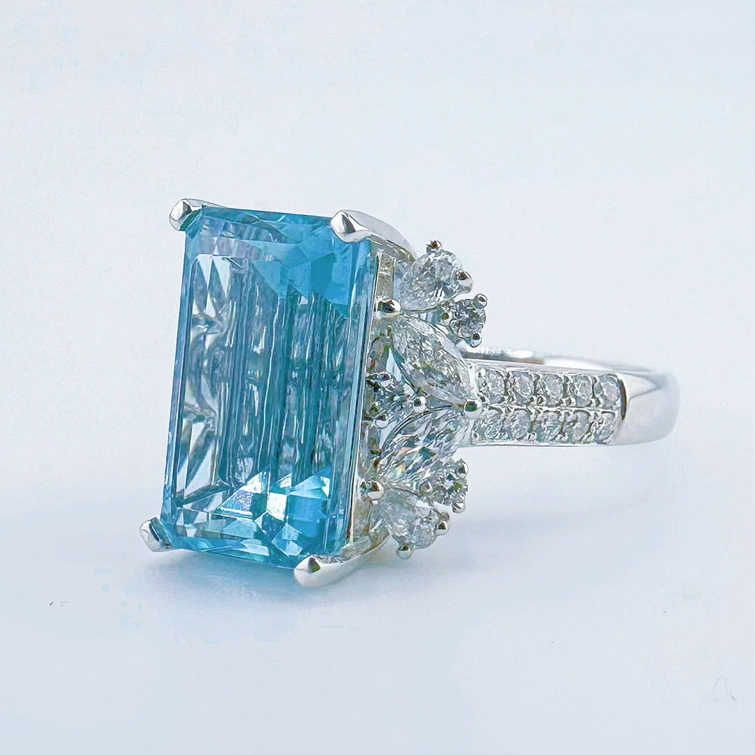 14k Gold 6.36 Ctw Natural Aquamarine & Diamond Ring - 2