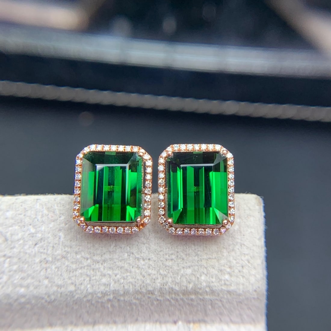 14k Gold 6.8 Ct Natural Tourmaline & Diamond Earrings - 4