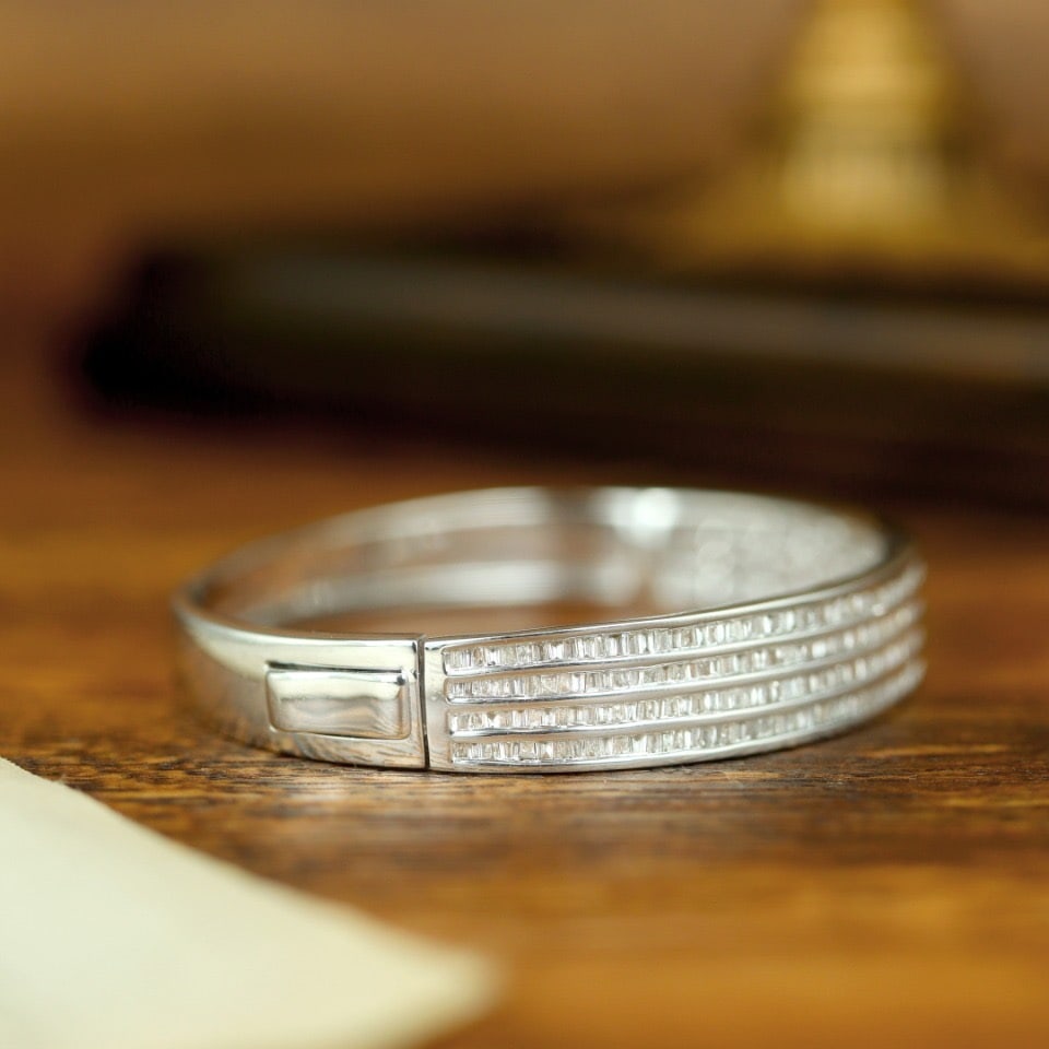 14k Gold 3.5 Ct Natural H Diamond Bangle - 3