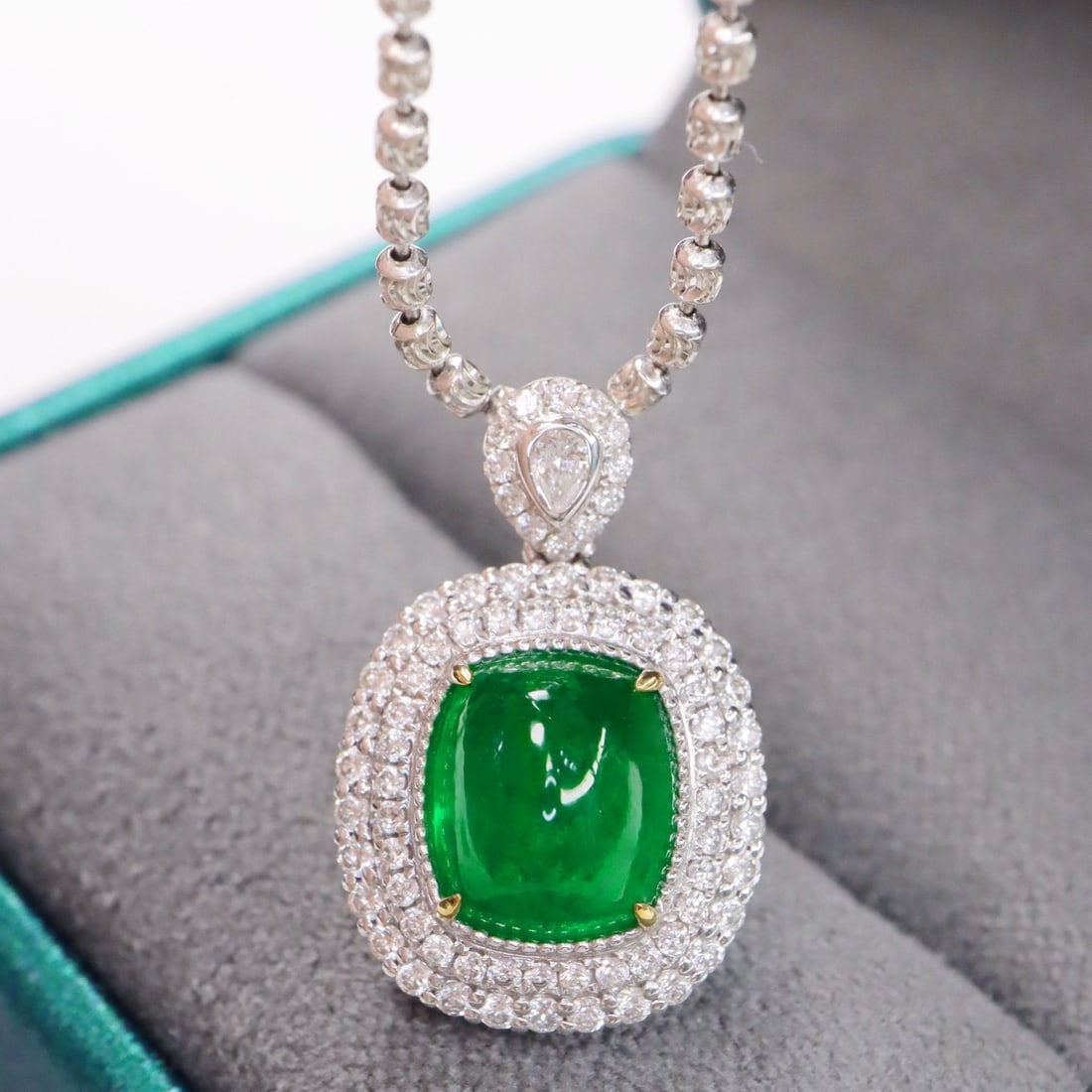 14k Gold 3.05 Ctw Vivid Green Natural Emerald & Diamond Pendant( Without Chain ) (1 of 6)