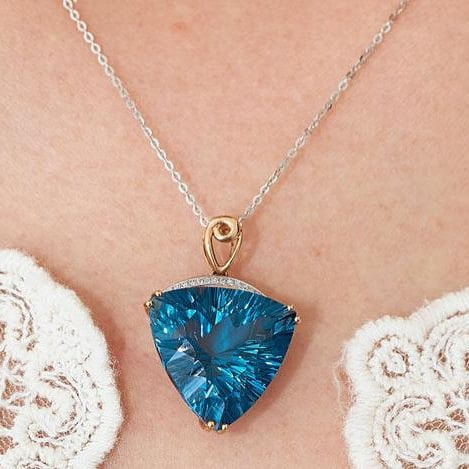 14k Gold 20.6 Ct Natural Topaz & Diamond Pendant( Without Chain ) - 8