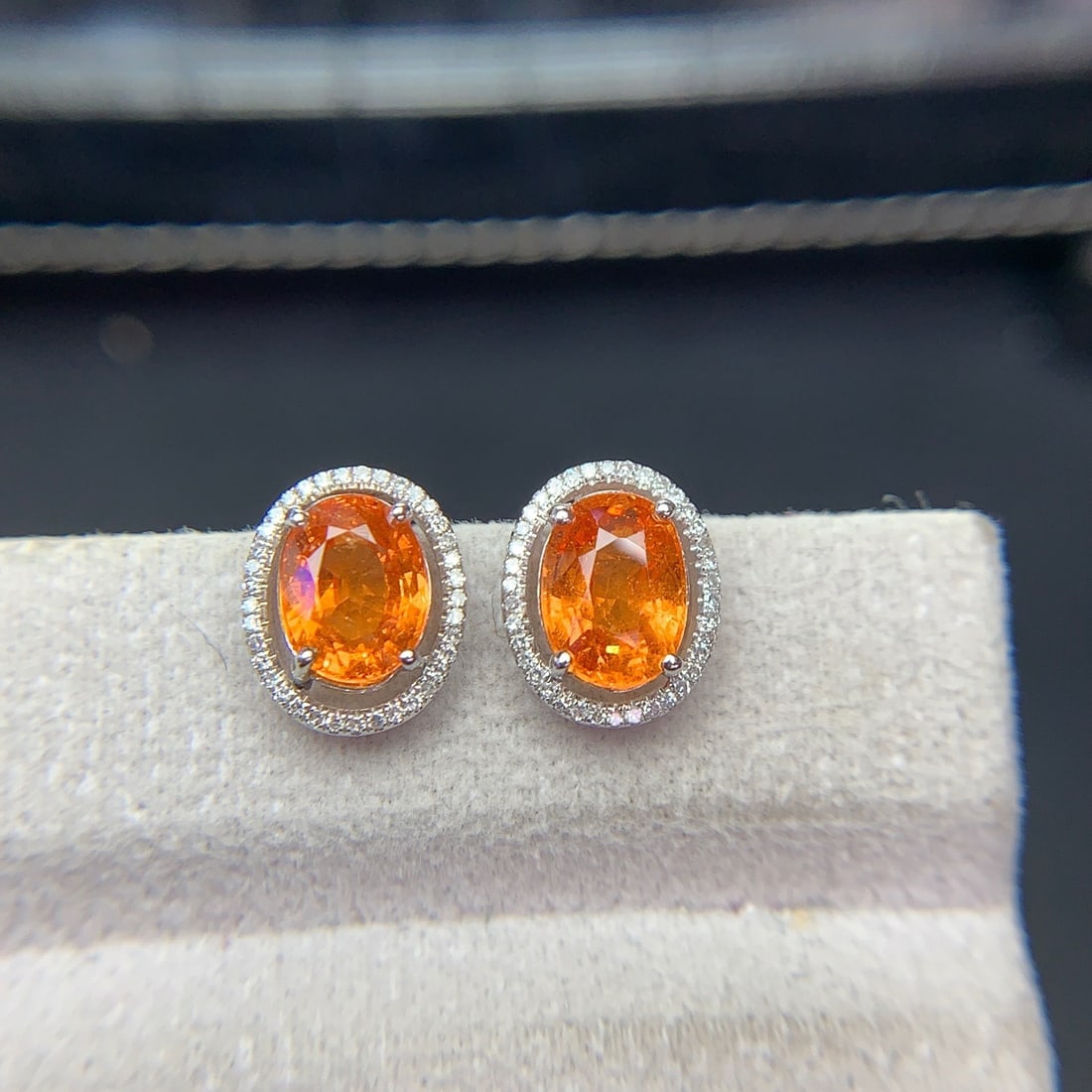 14k Gold 3.8 Ct Natural Spessartine & Diamond Earrings - 4