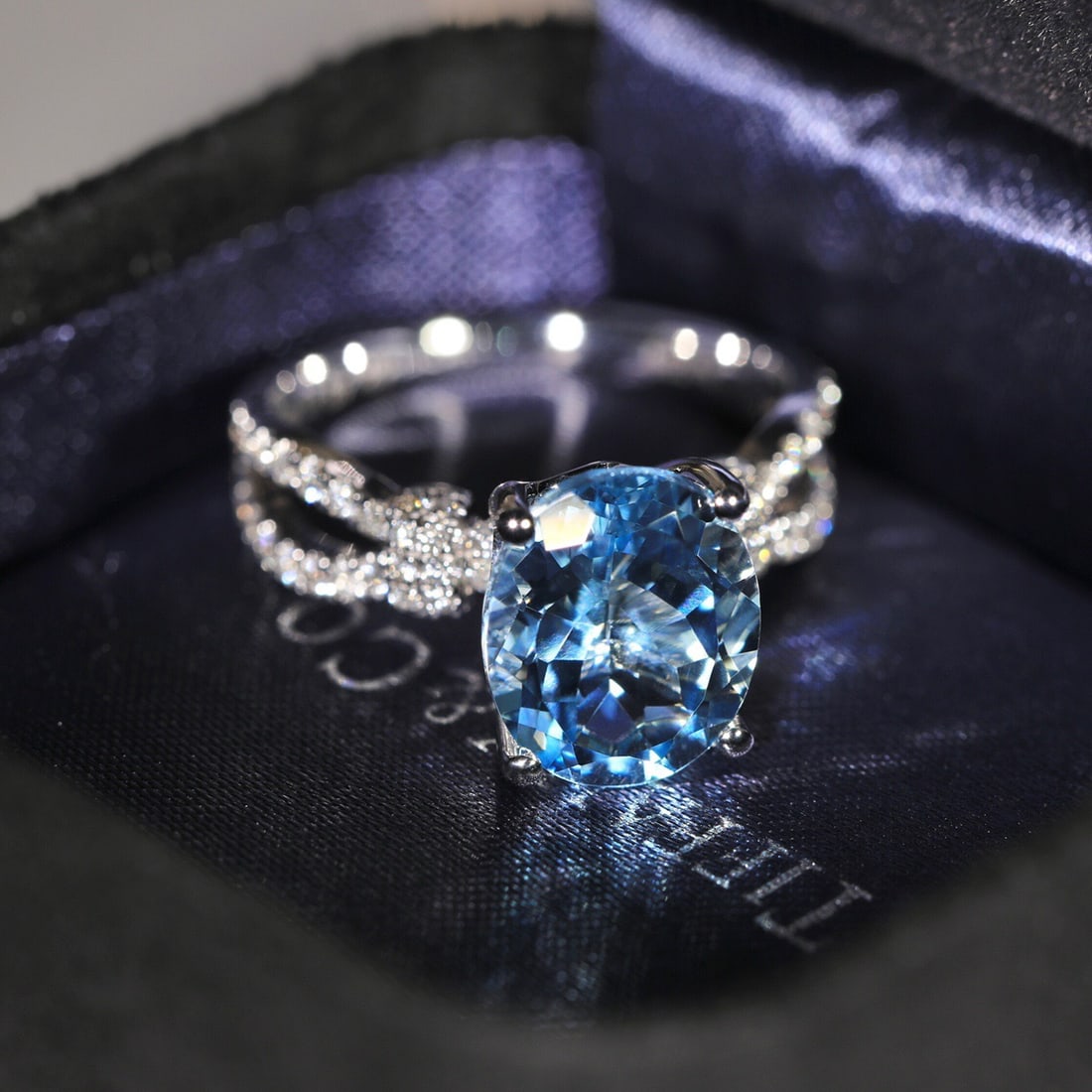 14k Gold 3.57 Ctw Natural Aquamarine & Diamond Ring - 2