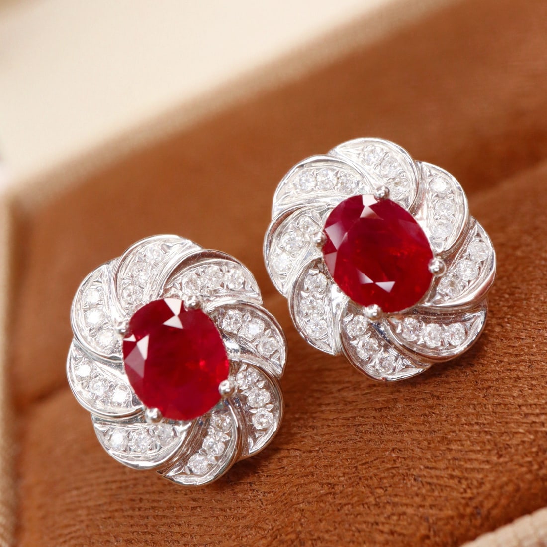 14k Gold 1.88 Ctw Natural Ruby & Diamond Earrings - 4
