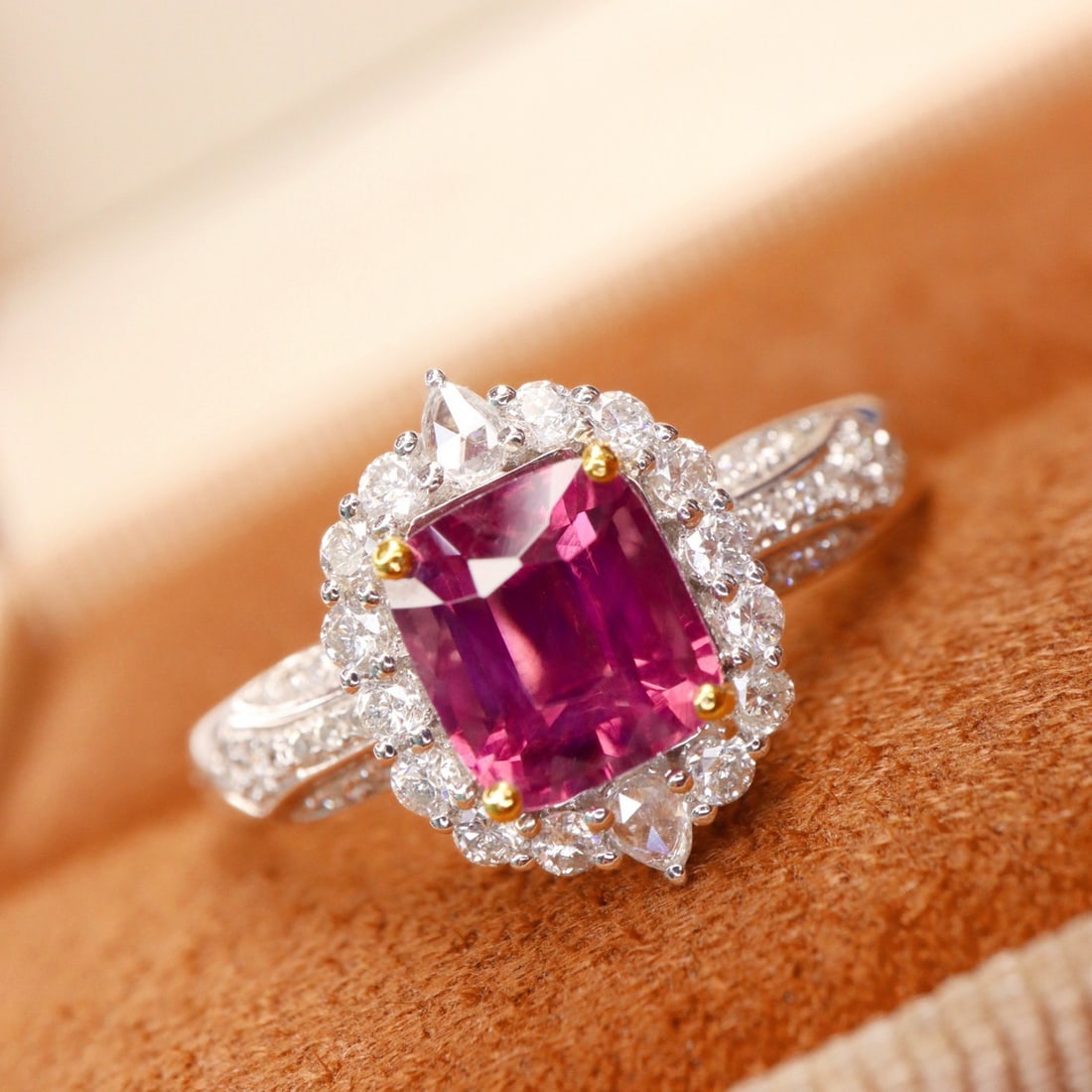 14k Gold 1.47 Ctw Natural Spinel & Diamond Ring - 4