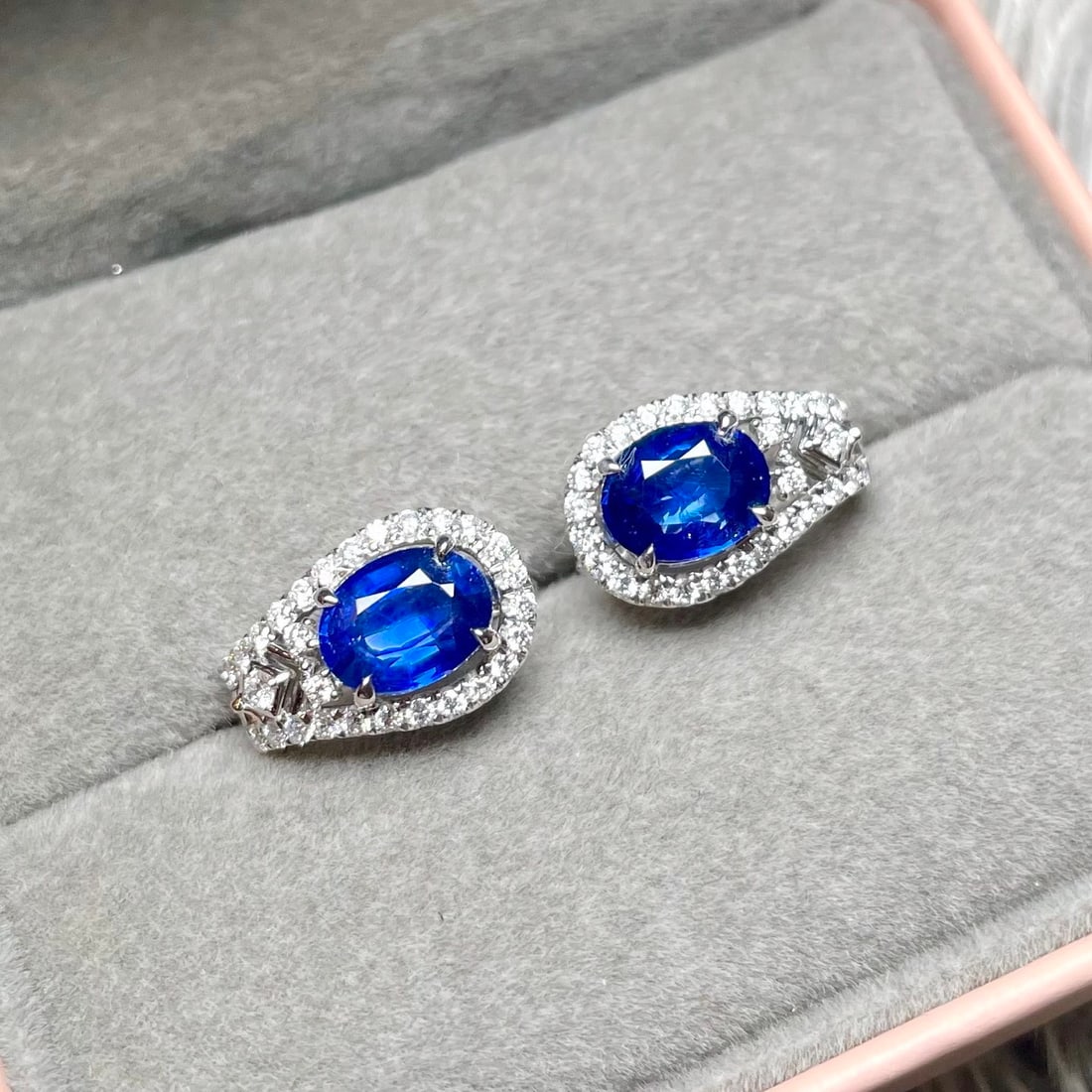 14k Gold 2.62 Ctw Vivid Blue Natural Sapphire & Diamond Earrings - 2