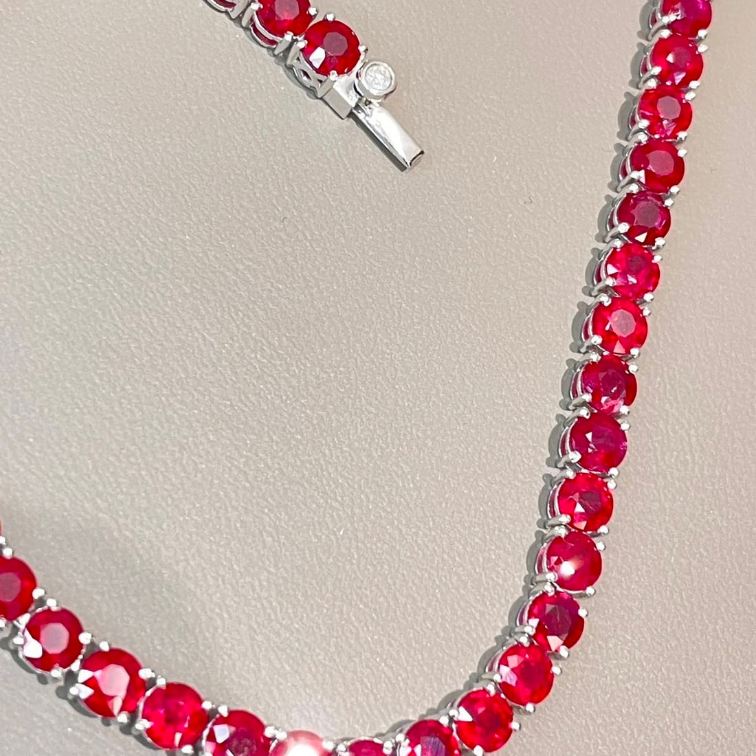 14k Gold 12.43 Ct Natural Ruby & Diamond Bracelet - 6