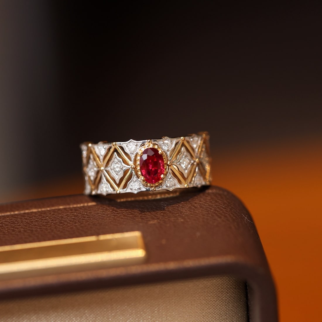 14k Gold 0.82 Ctw Natural Ruby & Diamond Ring - 4