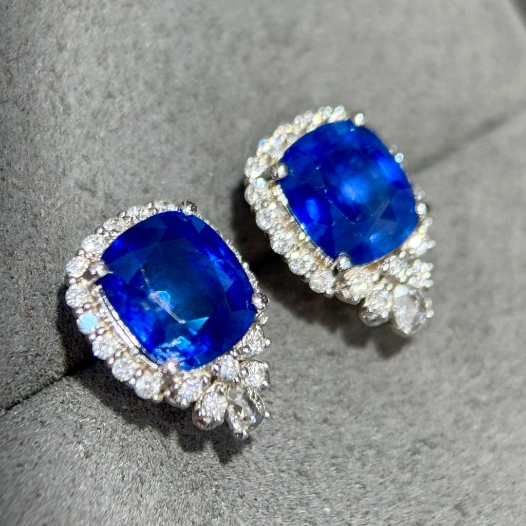14k Gold 5.43 Ctw Vivid Blue Natural Sapphire & Diamond Earrings - 4