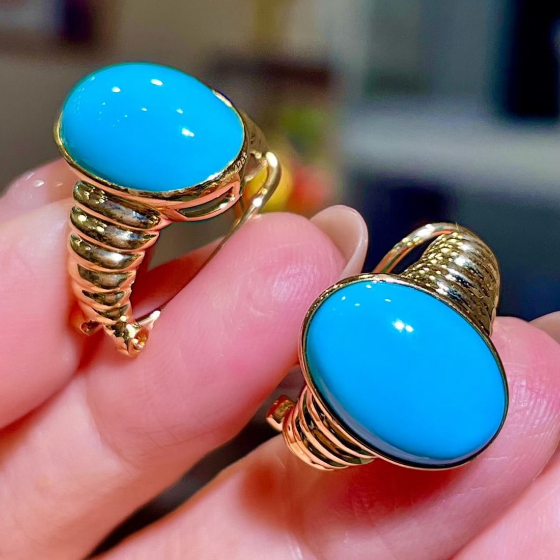 14k Gold 10.42 Ct Natural Blue Turquoise Earrings - 2