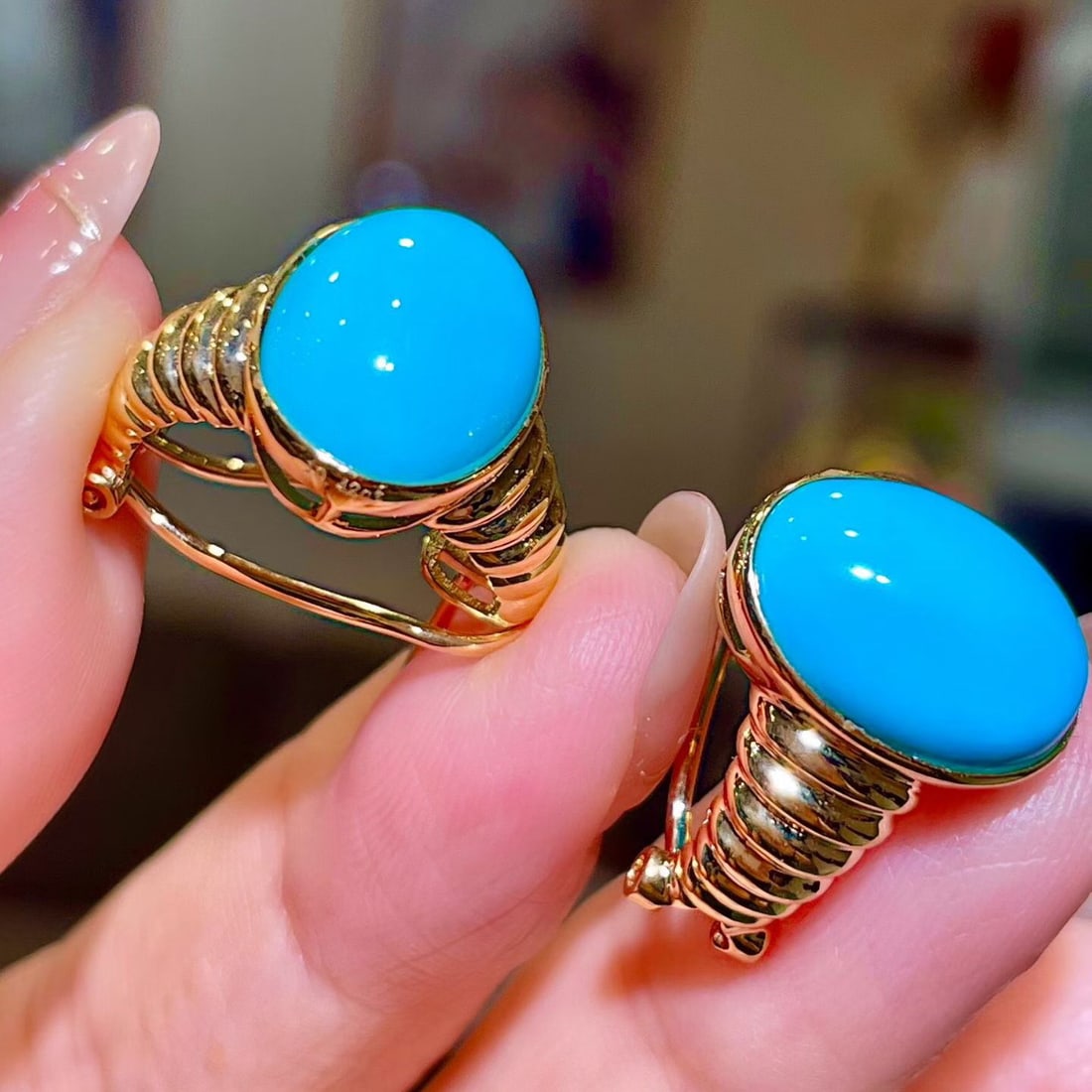 14k Gold 10.42 Ct Natural Blue Turquoise Earrings - 3