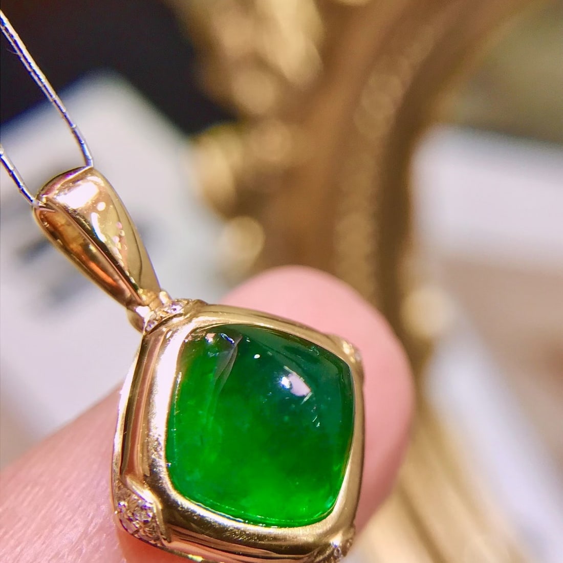 14k Gold 3 Ct Natural Emerald & Diamond Pendant( Without Chain ) - 3