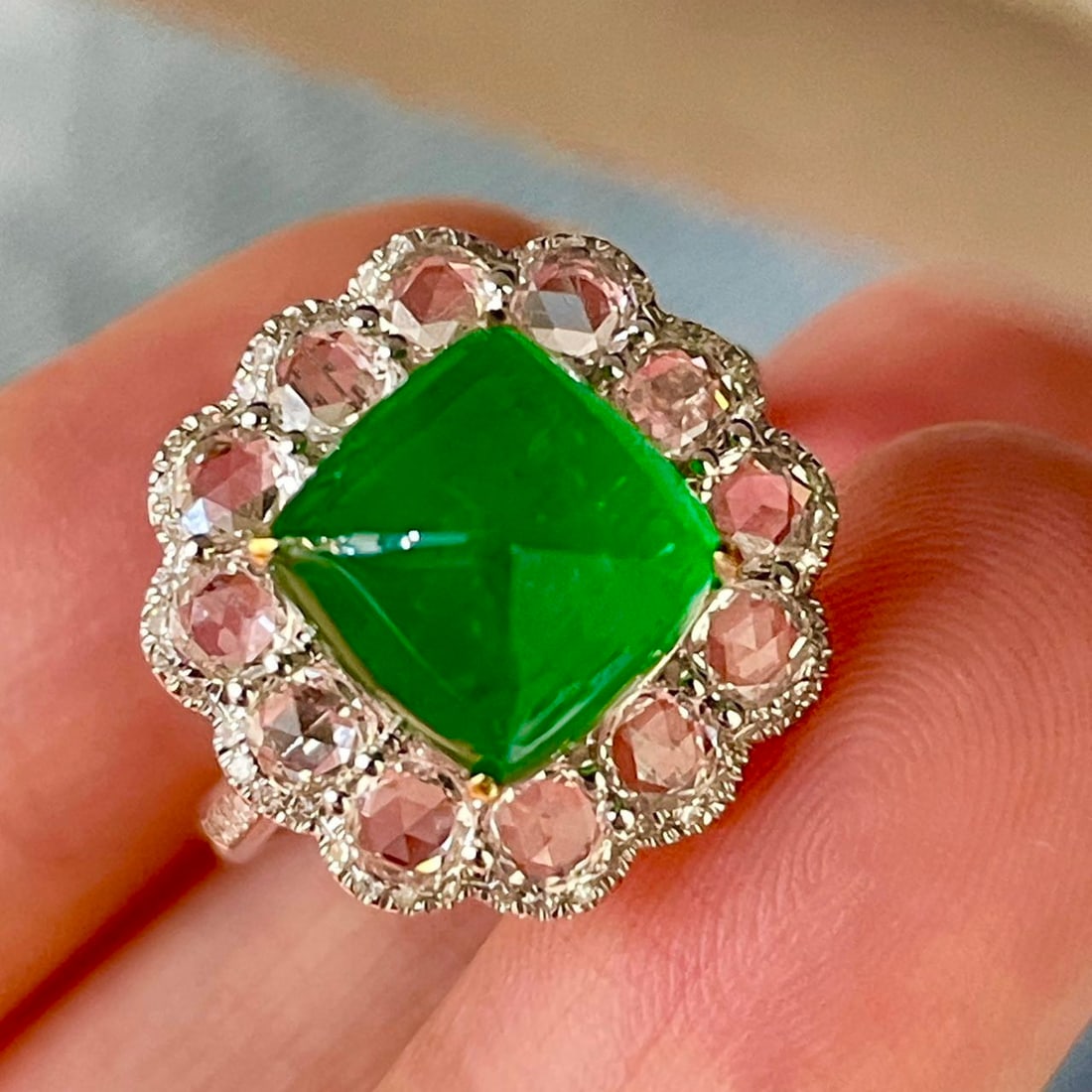 14k Gold 4.5 Ctw Natural Emerald & Diamond Ring - 3