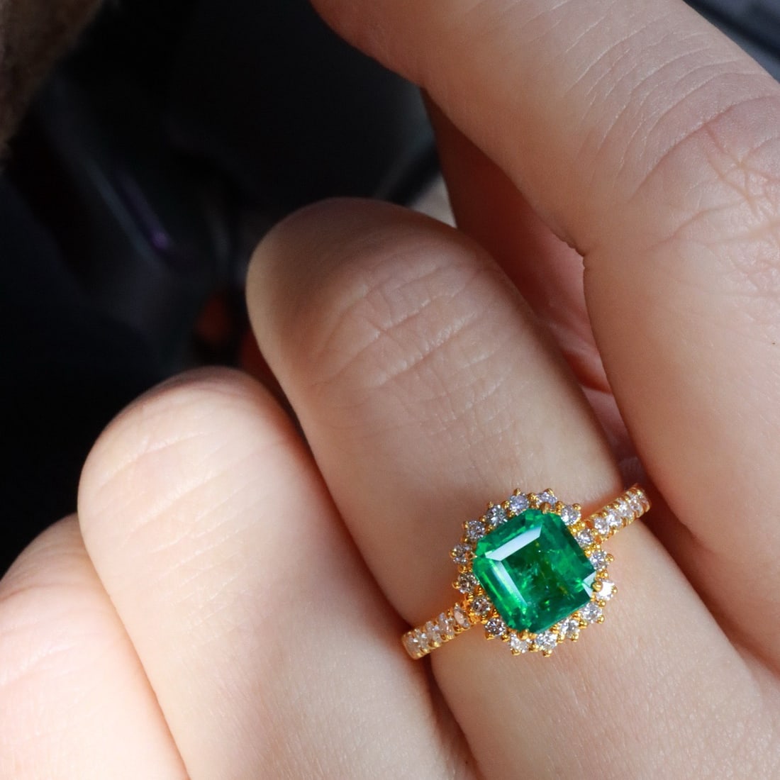 14k Gold 1.60 Ctw Natural Emerald & Diamond Ring - 6