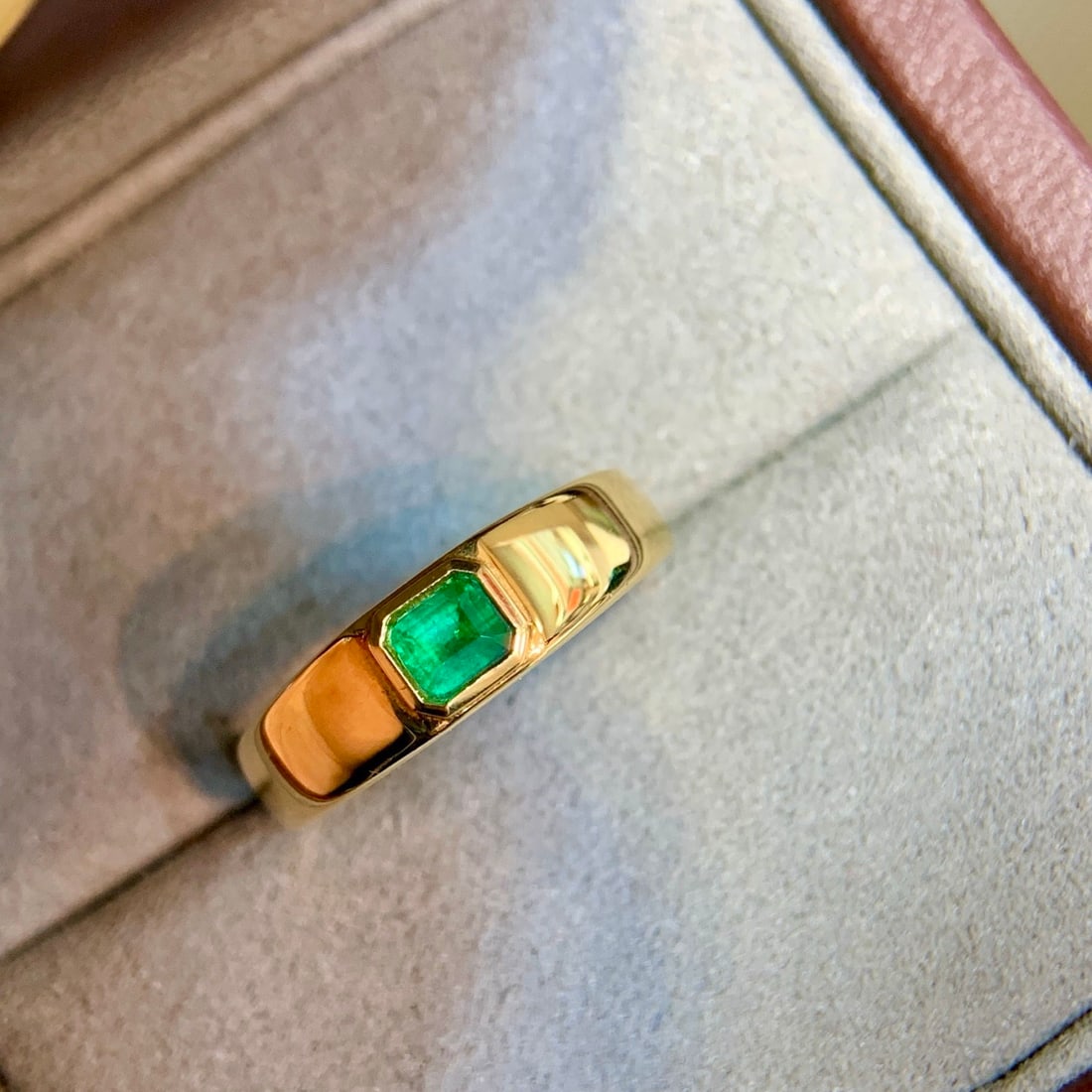 14k Gold 0.24 Ct Natural Emerald Ring - 2