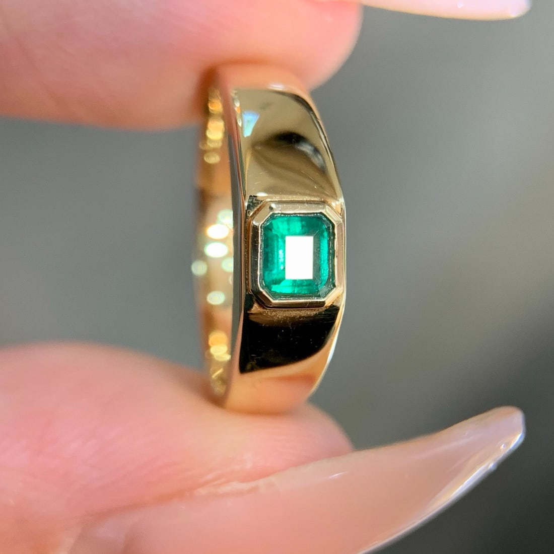 14k Gold 0.24 Ct Natural Emerald Ring - 4