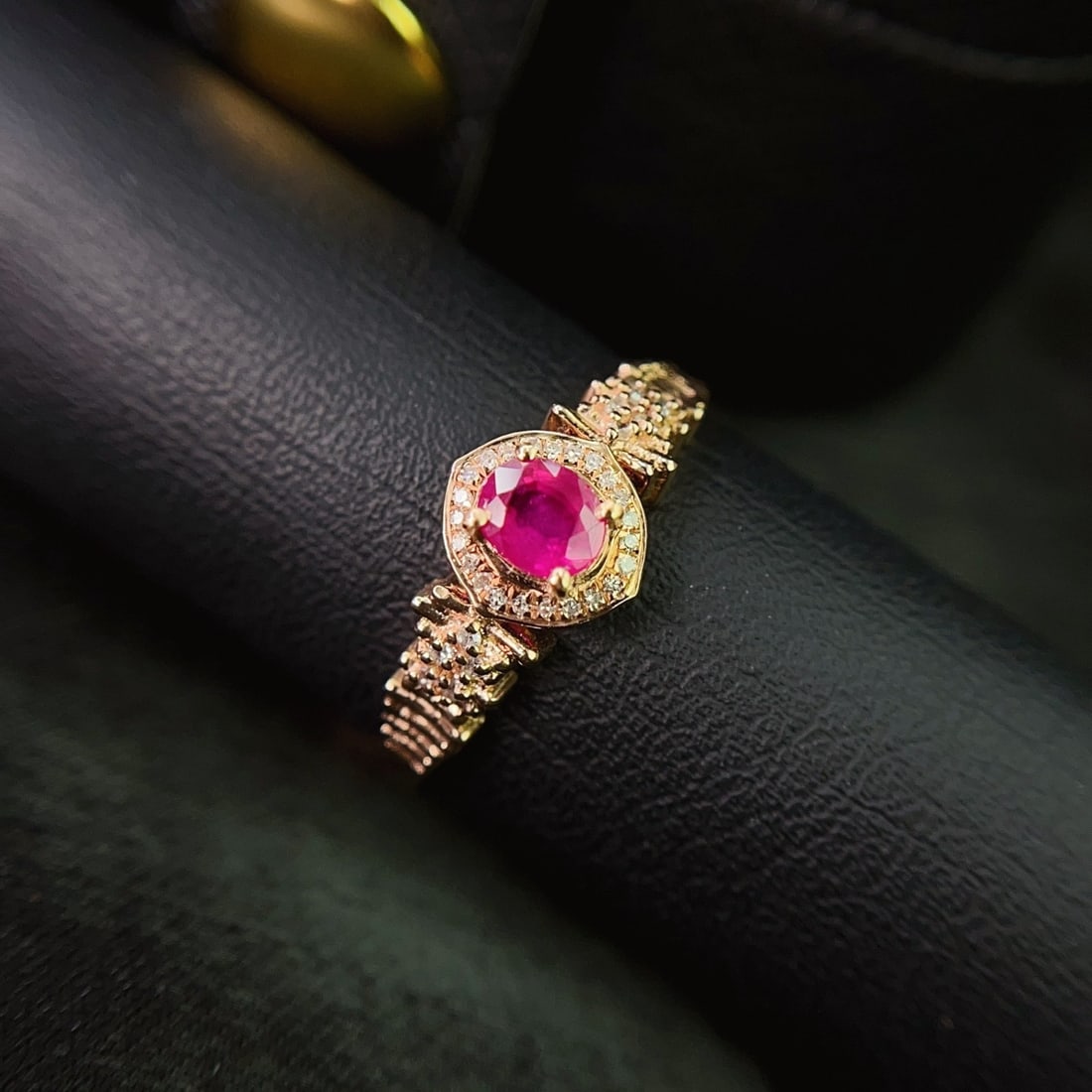 14k Gold 0.60 Ct Natural Ruby & Diamond Ring - 4