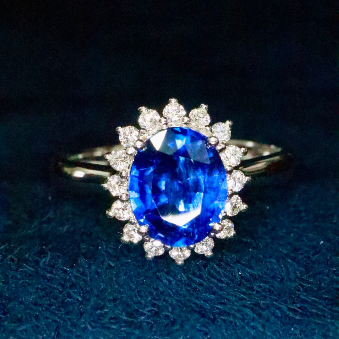 14k Gold 1.91 Ctw Natural Sapphire & Diamond Ring - 4