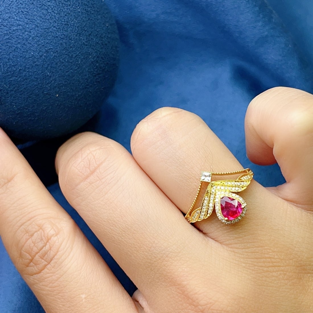 14k Gold 1.00 Ct Natural Ruby & Diamond & Sapphire Ring - 6