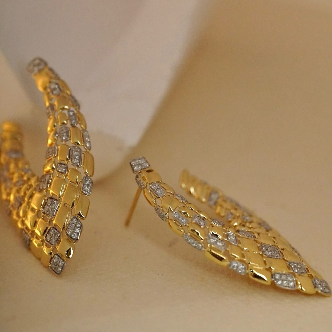 14k Gold 0.8 Ct Natural H Diamond Earrings - 6