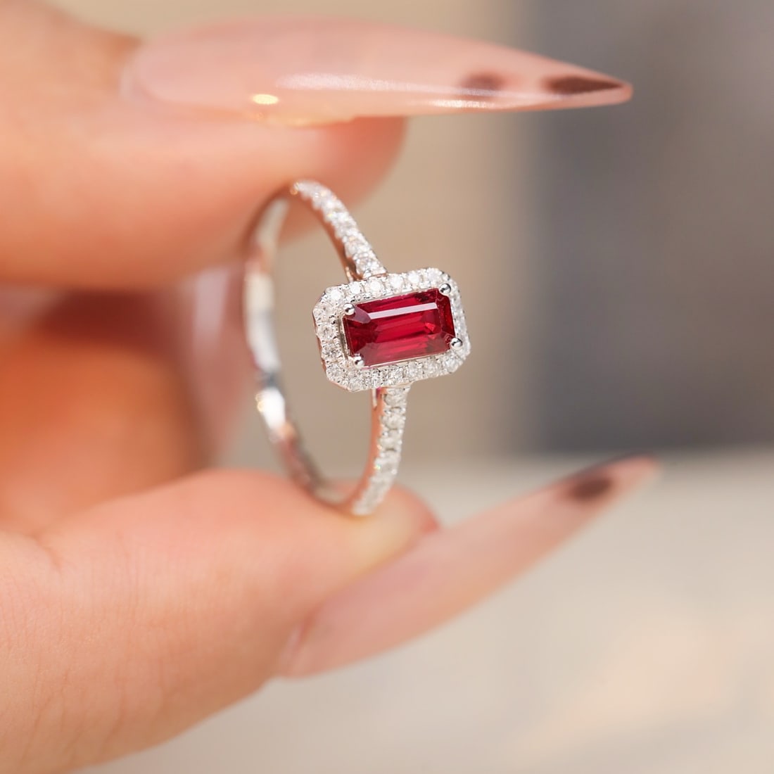 14k Gold 0.87 Ctw Natural Ruby & Diamond Ring - 6