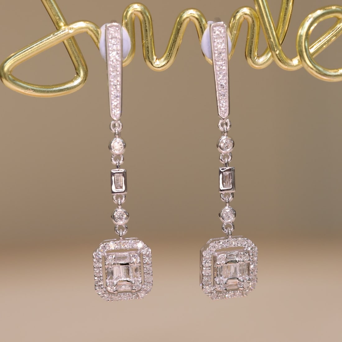 14k Gold 0.55 Ct Natural H Diamond Earrings - 4