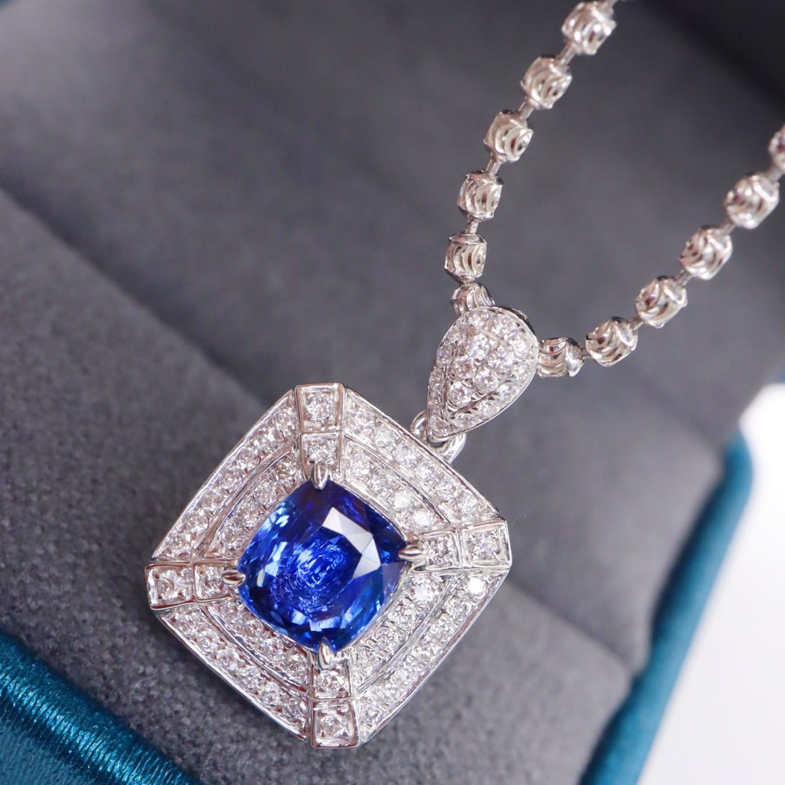 14k Gold 1.31 Ctw Natural Sapphire & Diamond Pendant( Without Chain ) (1 of 6)