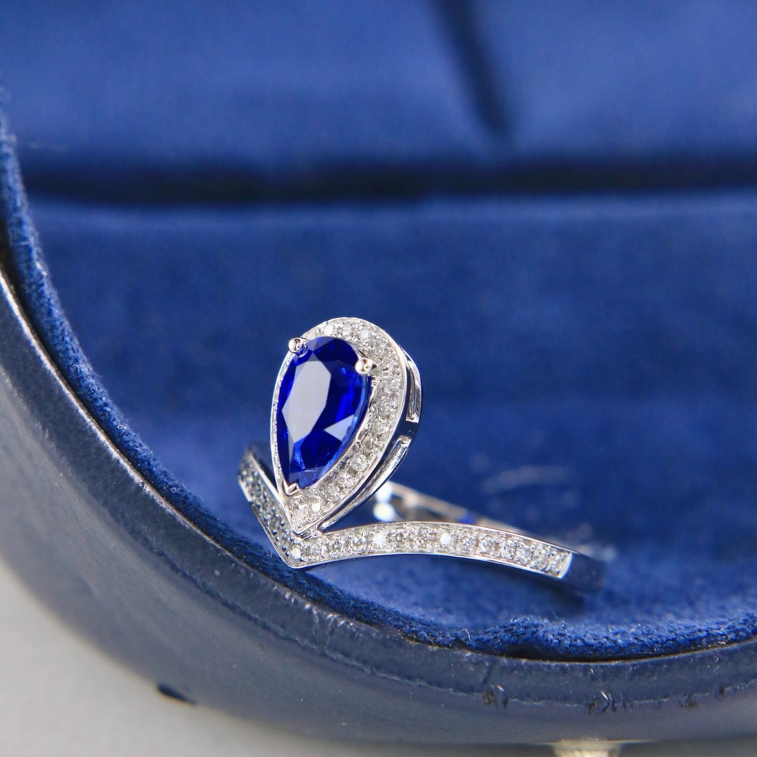 14k Gold 1.17 Ctw Natural Sapphire & Diamond Ring - 3