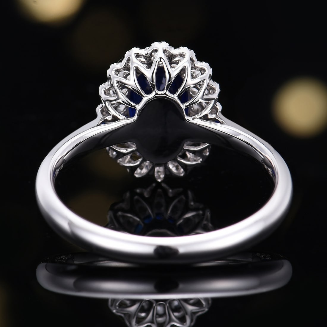 14k Gold 1.88 Ctw Vivid Blue Natural Sapphire & Diamond Ring - 4