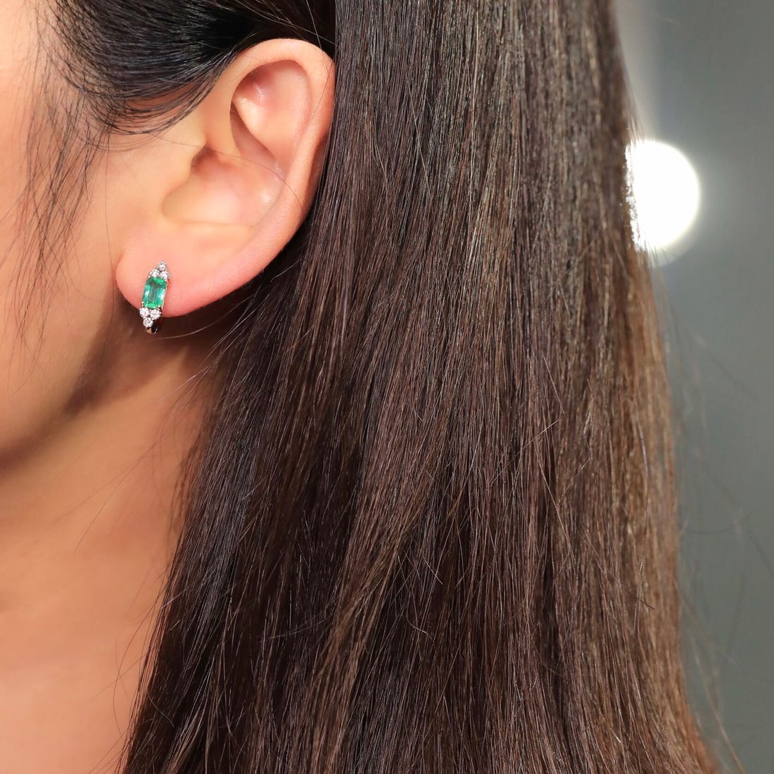 14k Gold 1.23 Ct Natural Emerald & Diamond Earrings - 7