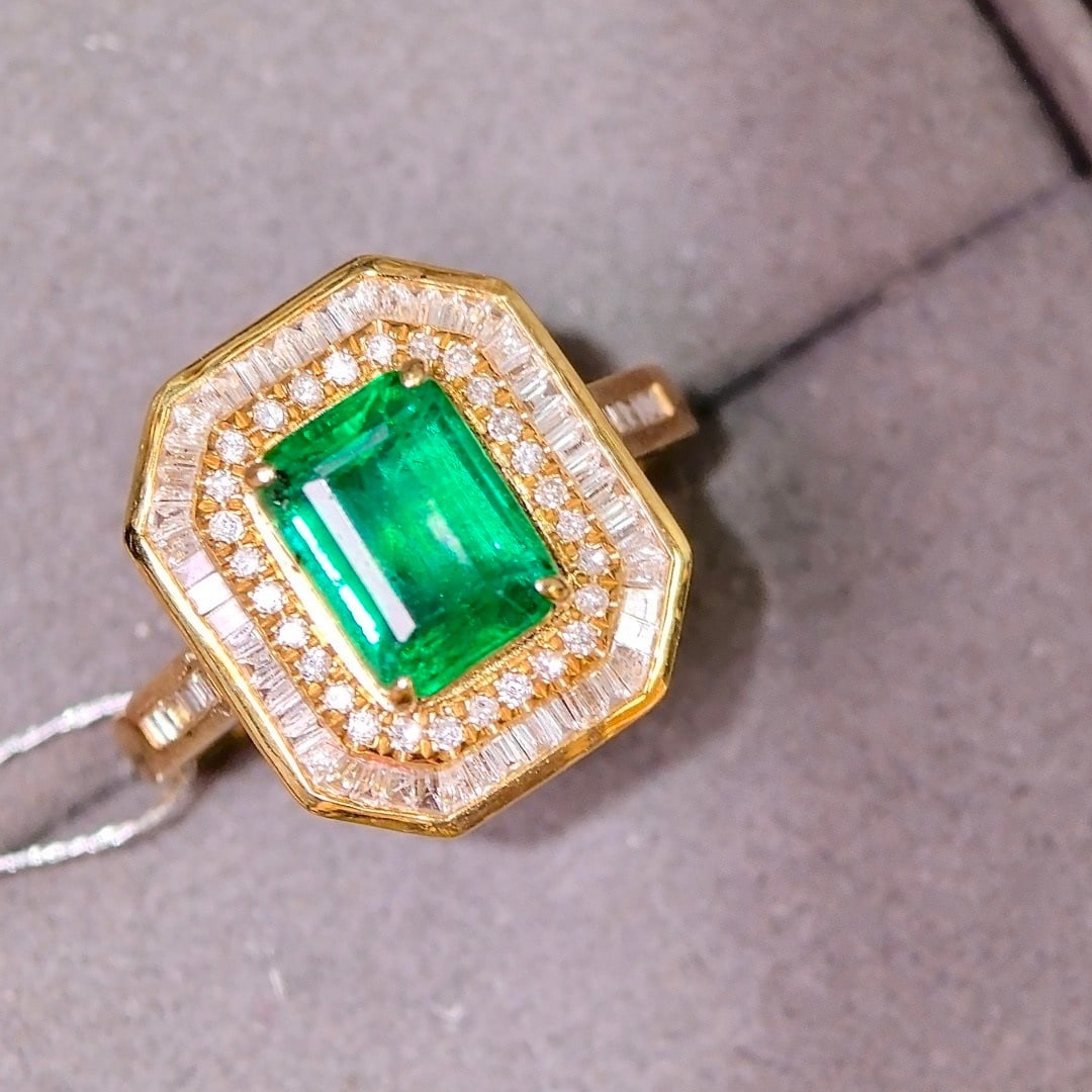 14k Gold 2.84 Ctw Vivid Green Natural Emerald & Diamond Ring - 2