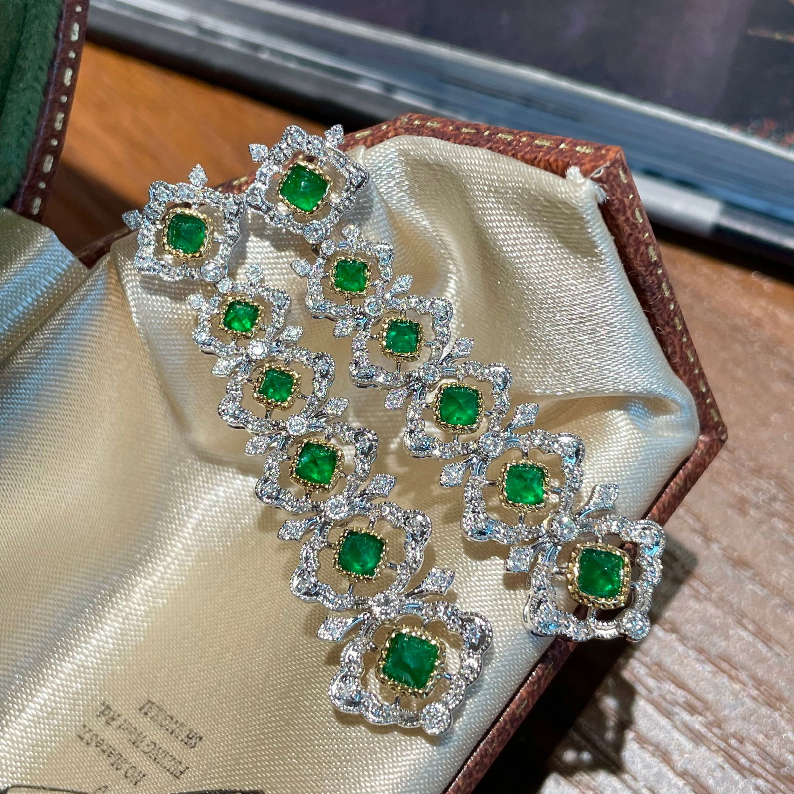 14k Gold 2.00 Ct Vivid Green Natural Emerald & Diamond Earrings - 2