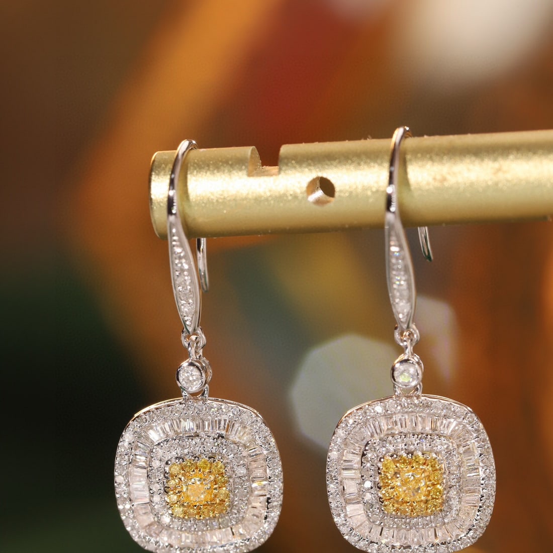 14k Gold 1 Ct Natural Yellow Diamond & Diamond Earrings: Ref:231067041 // gold content:14k gold // main gemstone:yellow diamond & diamond // shape:multiple // carat weight:1ct // clarity grade:vs-si // color:yellow & h // treatment:natural // Condition: