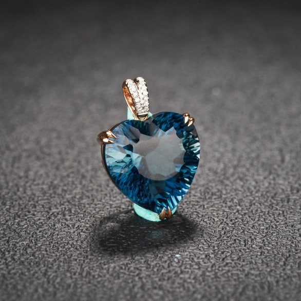 14k Gold 21.82 Ct Natural Topaz & Diamond Pendant( Without Chain ) - 2