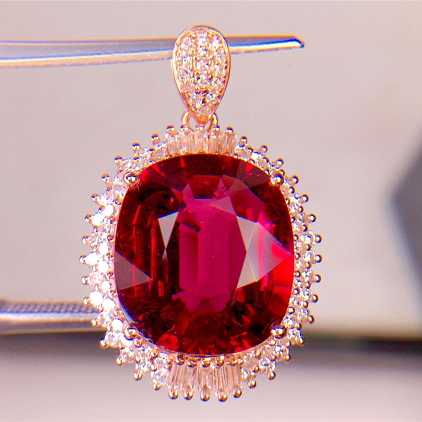 14k Gold 6.62 Ct Natural Tourmaline & Diamond Pendant( Without Chain ): Ref:231067085 // gold content:14k gold // main gemstone:tourmaline // shape:cushion // carat weight:6. 62ct // color:red // treatment:natural // // adjacent gemstone 2 : diamond // shape:multiple