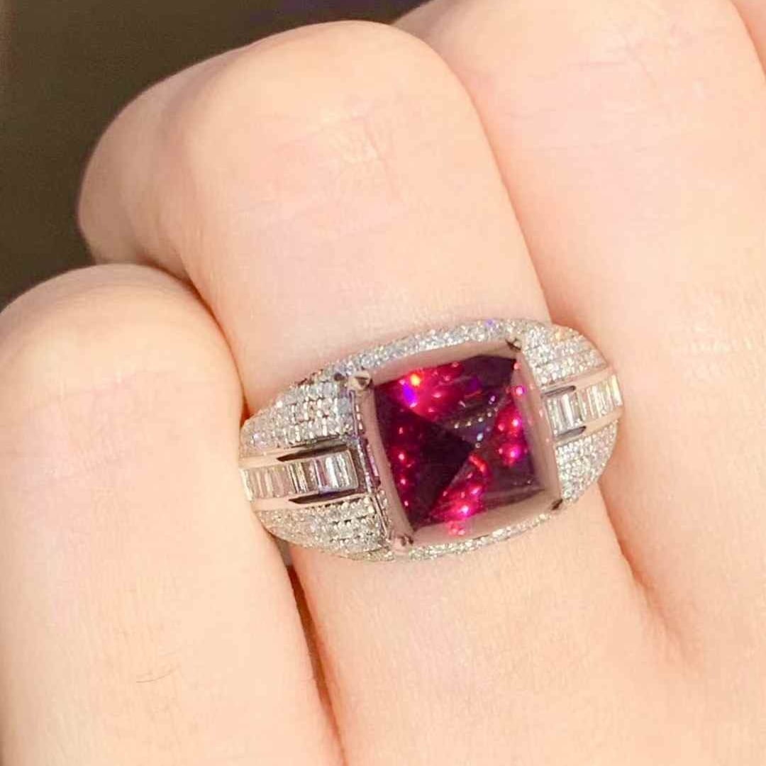14k Gold 5.6 Ct Natural Tourmaline & Diamond Ring: Ref:231067088 // gold content:14k gold // ring size:7. 25 us // // main gemstone:tourmaline // shape:sugar-loaf // carat weight:5. 6ct // color:red // treatment:natural // // adjacent gemstone 2 :
