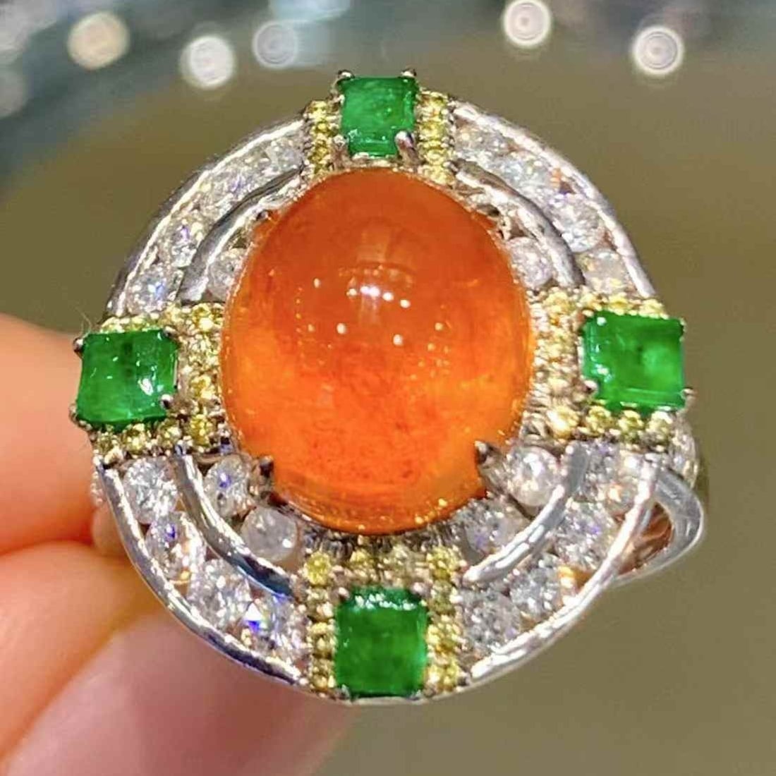 14k Gold 6.28 Ct Natural Spessartine & Diamond Ring: Ref:231067126 // gold content:14k gold // ring size:7. 25us // // main gemstone:spessartine // shape:oval // carat weight:6. 28ct // color:orange // treatment:natural // // adjacent gemstone 2 :