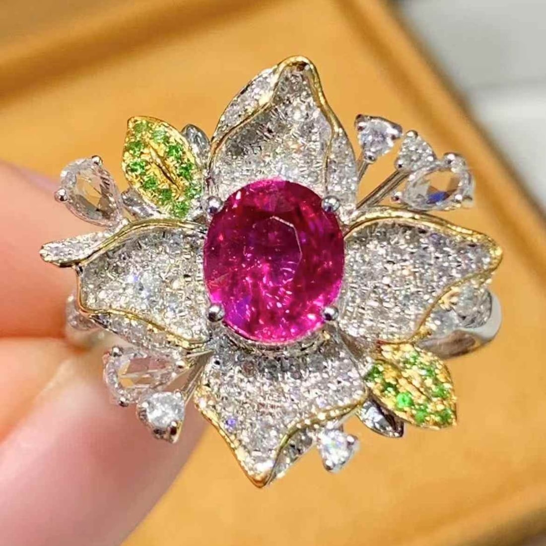 14k Gold 1.3 Ct Natural Ruby & Diamond Ring: Ref:231067141 // gold content:14k gold // ring size:7. 25us // // main gemstone:ruby // shape:oval // carat weight:1. 3ct // color:red // treatment:natural // // adjacent gemstone 2 : diamond // shape
