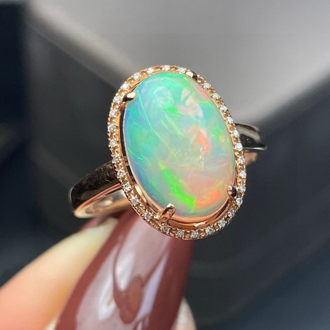 14k Gold 4.07 Ct Natural Opal & Diamond Ring - 4