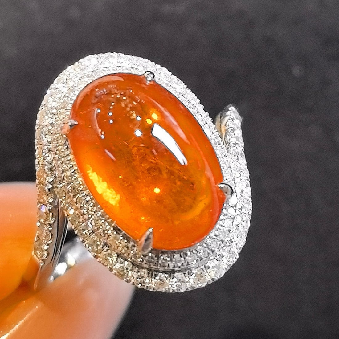 14k Gold 6.85 Ctw Natural Spessartine & Diamond Ring: Ref:231067170 // gold content:14k gold // ring size:7. 25us // // main gemstone:spessartine // shape:oval // carat weight:6. 33ct // color:orange // treatment:natural // // adjacent gemstone 2 :