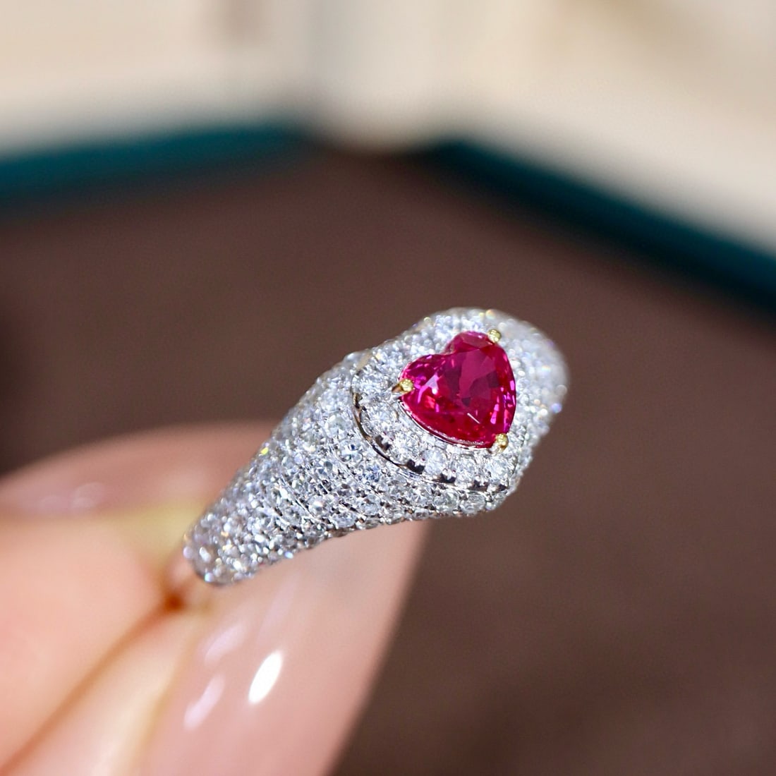 14k Gold 1.25 Ctw Natural Ruby & Diamond Ring - 3