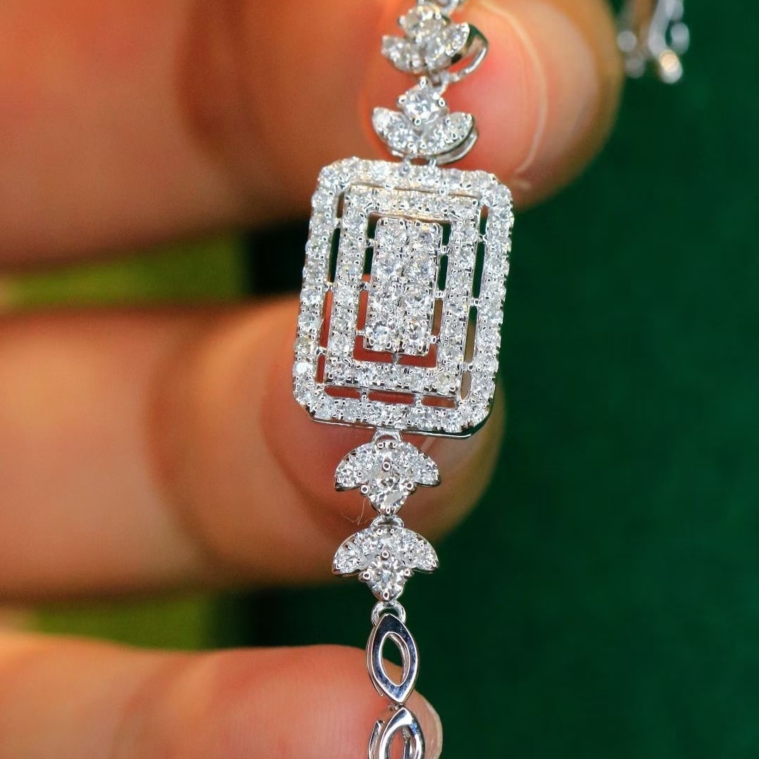 14k Gold 0.8 Ct Natural H Diamond Bracelet: Ref:231067194 // gold content:14k gold // main gemstone:diamond // shape:round // carat weight:0. 8ct // clarity grade:vs-si // color:h // treatment:natural // cut grade:g // Condition: NewLow