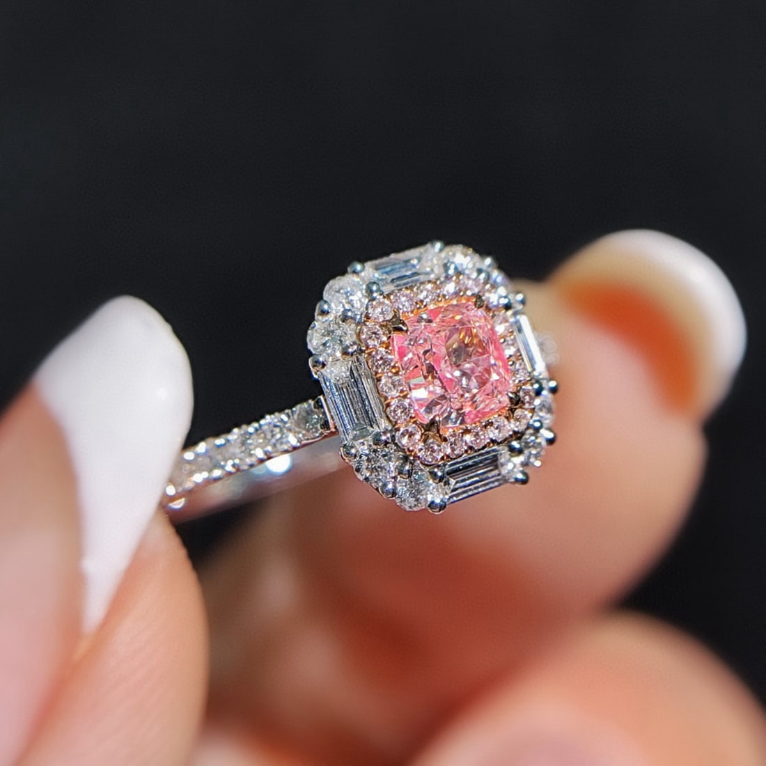 14k Gold 0.70 Ctw Natural Pink Diamond & Diamond Ring - 2