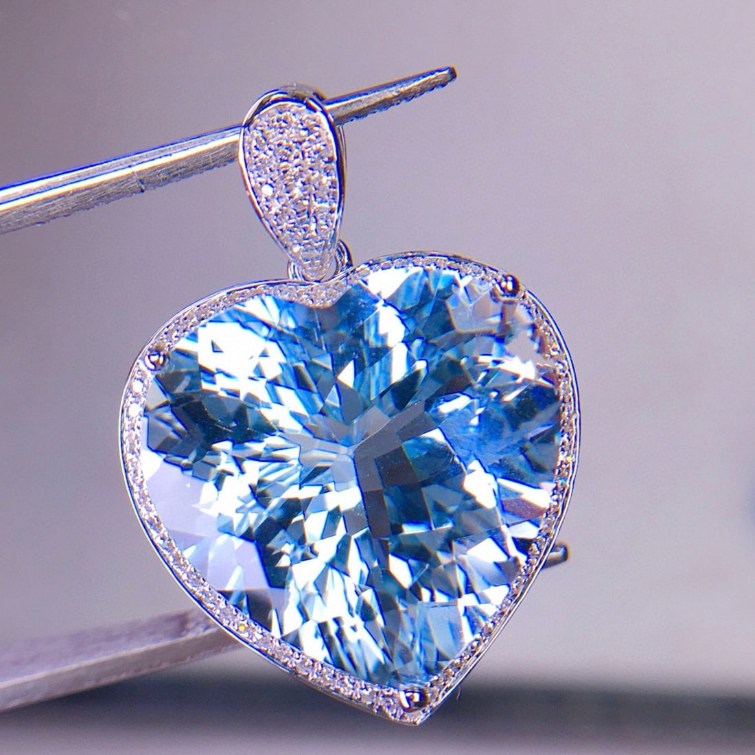 14k Gold 12.52 Ct Natural Aquamarine & Diamond Pendant( Without Chain ) - 3