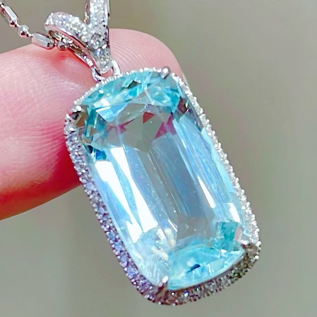 14k Gold 7.12 Ct Natural Aquamarine & Diamond Pendant( Without Chain ) - 4