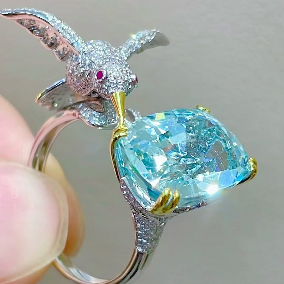 14k Gold 6.35 Ct Natural Aquamarine & Diamond Ring: Ref:231067248 // gold content:14k gold // ring size:7. 25us // // main gemstone:aquamarine // shape:cushion // carat weight:6. 35ct // color:blue // treatment:natural // // adjacent gemstone 2 :